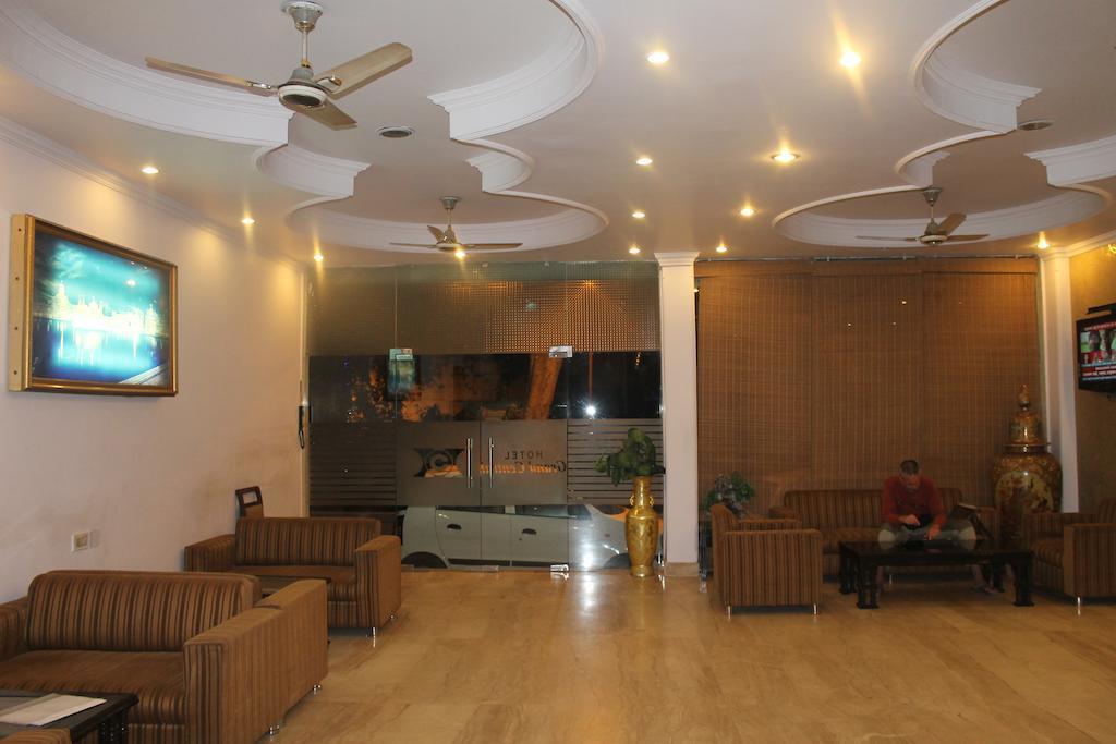 Hotel O Grand Central Делі Екстер'єр фото
